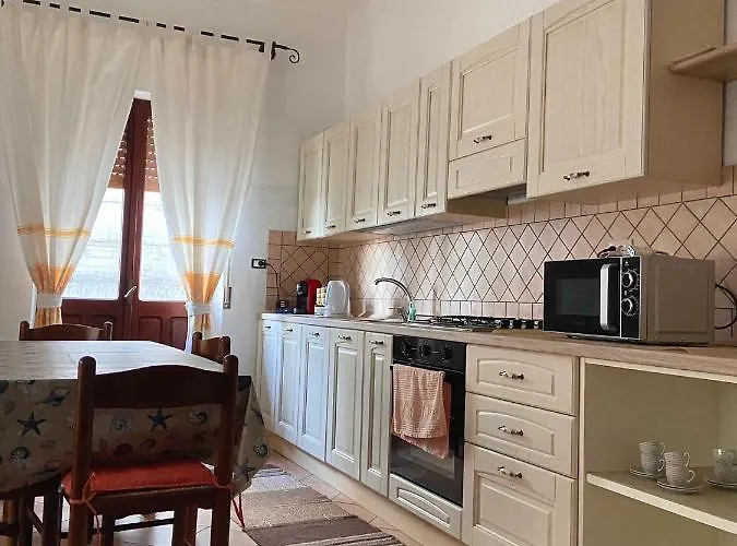 Assumbra Санта-Мария-Наварезе