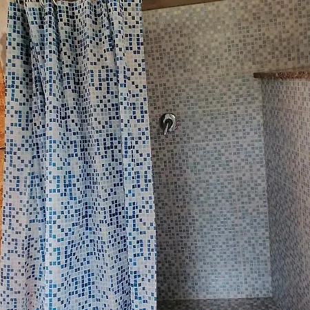 Assumbra * سانتا ماريا نافاريز