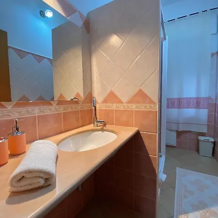Assumbra شقة *