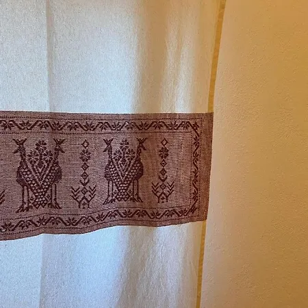 Assumbra سانتا ماريا نافاريز